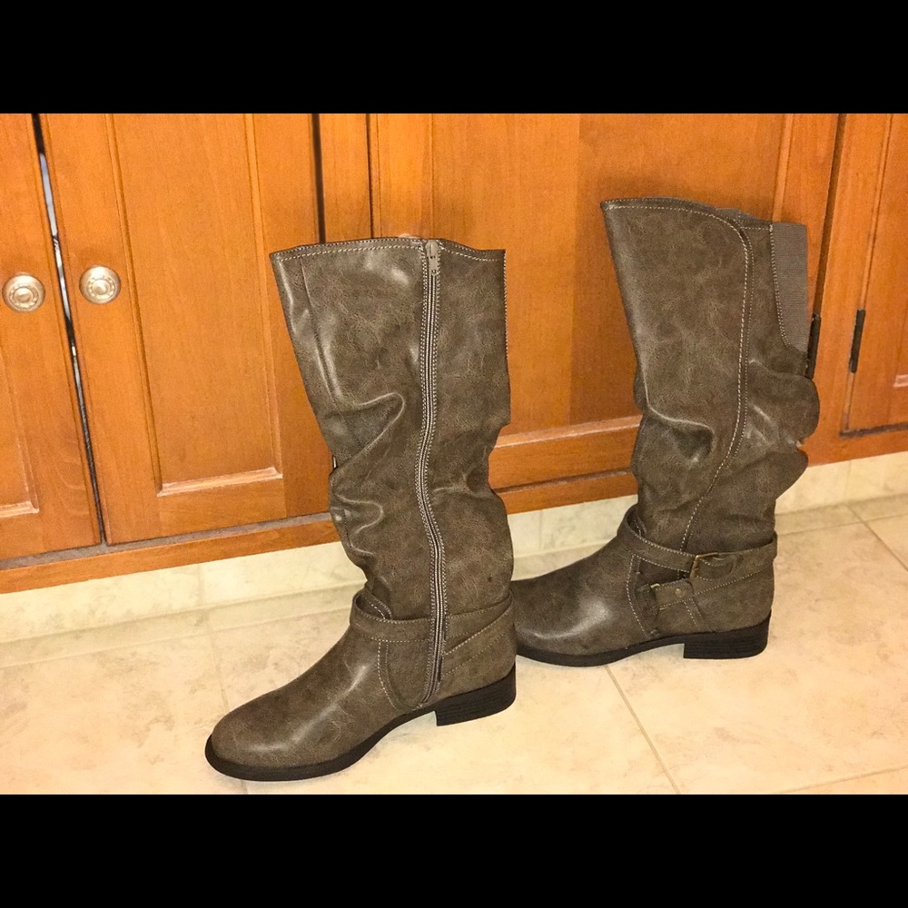 FINAL SALE❗️NEW White Mountain Layton Riding Boots